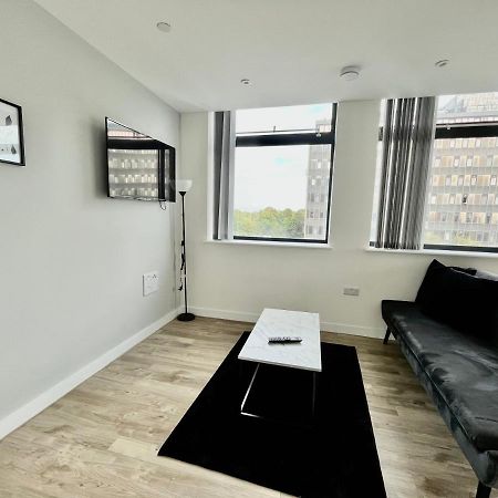 Stunning One Bedroom Apartment In Old Trafford Μάντσεστερ Εξωτερικό φωτογραφία