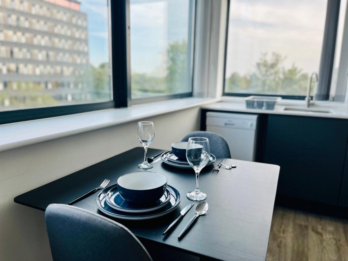 Stunning One Bedroom Apartment In Old Trafford Μάντσεστερ Εξωτερικό φωτογραφία
